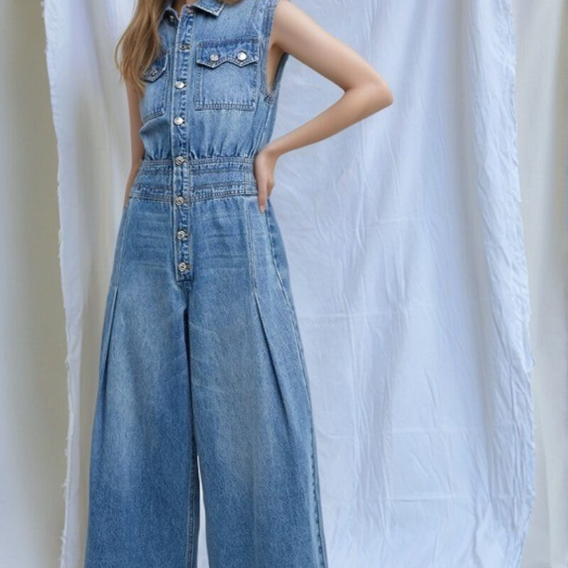 Jumpsuit de denim sin mangas con estilo de camisa